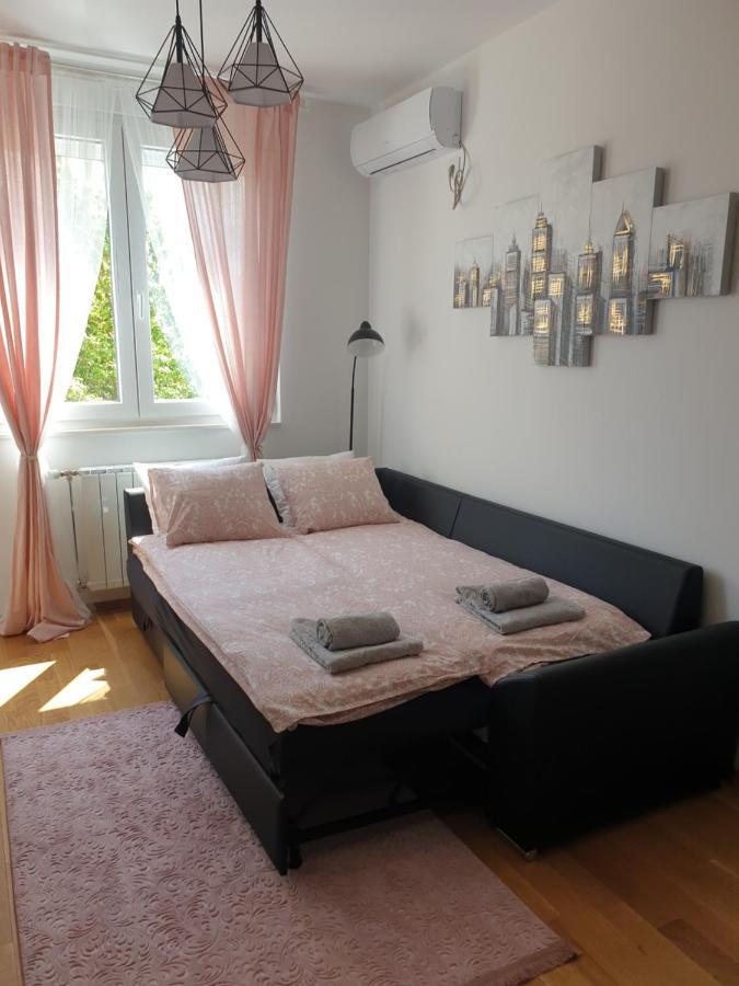 Apartment Luxe Nine Νόβι Σαντ Εξωτερικό φωτογραφία